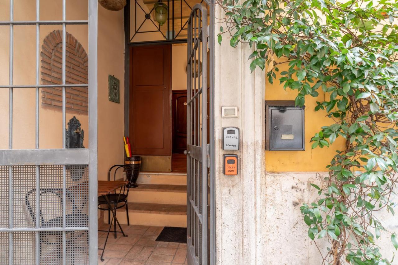 Majestic Trastevere Rome Bagian luar foto